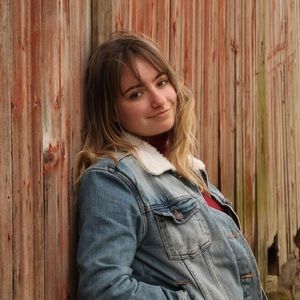 Meet your Posher, Brooke